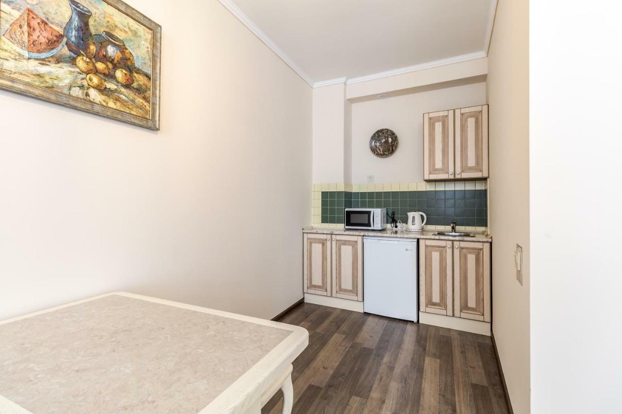 Opera House Apartment 3 Lwów Zewnętrze zdjęcie